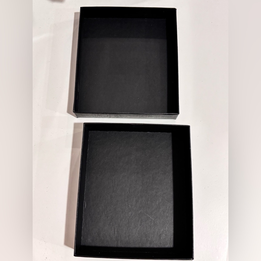YSL Small Box - Authentic - Picture 4 of 6